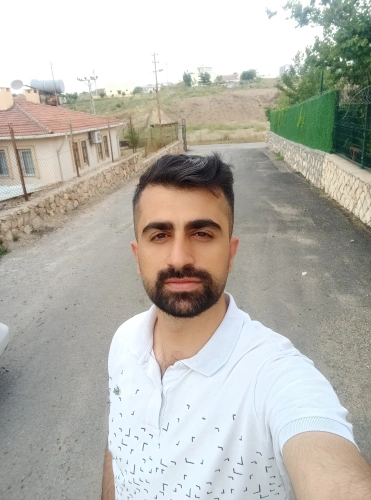 Mazlum Akdemir